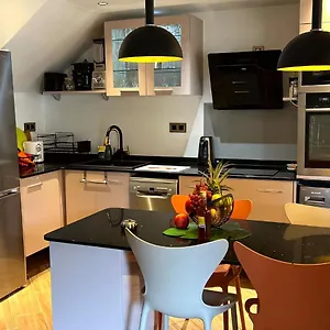  Appartement Situe A 30 Metres De La Anse A L'ane